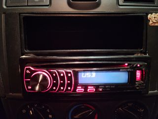 radiocasete y altavoces