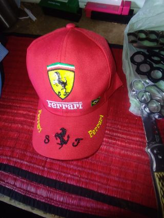 LENCERÍA, VISERAS, CAMISETAS,ETC