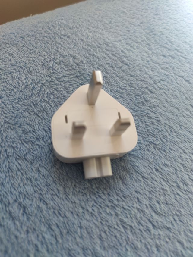 Adaptador Apple original UK