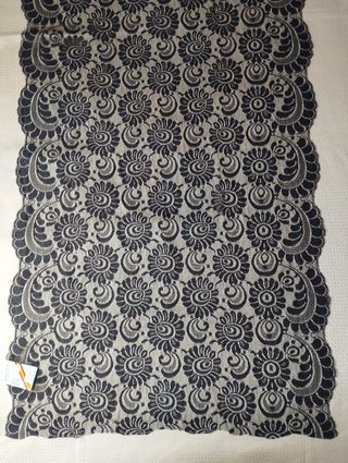 Mantilla de niña negra