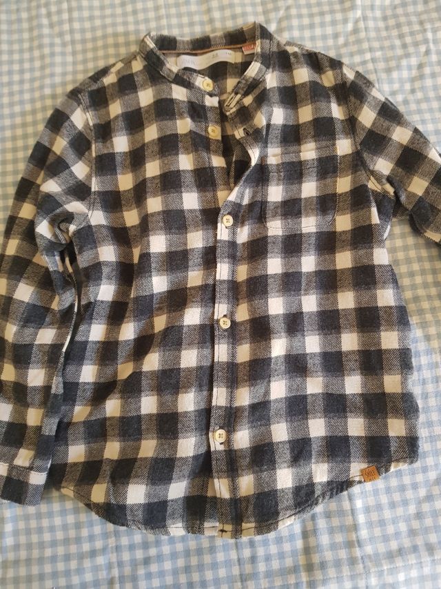 Rebajado! lote de ropa de niño.talla 4@5 años