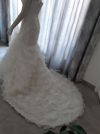 VESTIDO DE NOVIA. PRONOVIAS