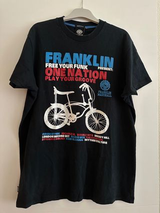 Camiseta Franklin and Marshall.