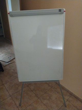 Pizarra blanca con soporte