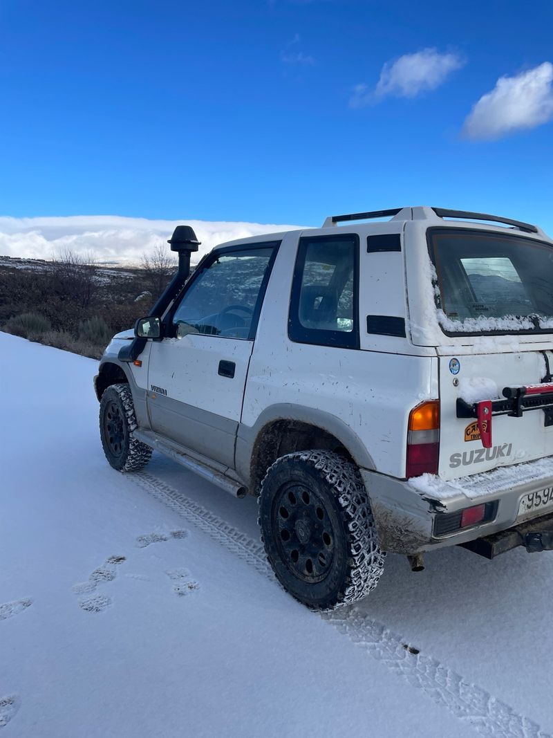 Suzuki Vitara 1999 - foto 1