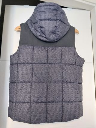 Chaleco de plumas sin mangas ZARA