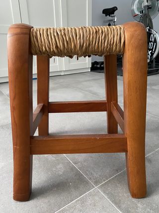 Conjunto mesa y 2 taburetes cocina