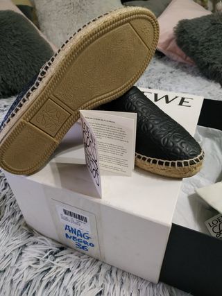 se. venden alpargatas LOEWE verdaderas a estrenar 