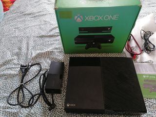 Consola Xbox One con caja. REBAJADA