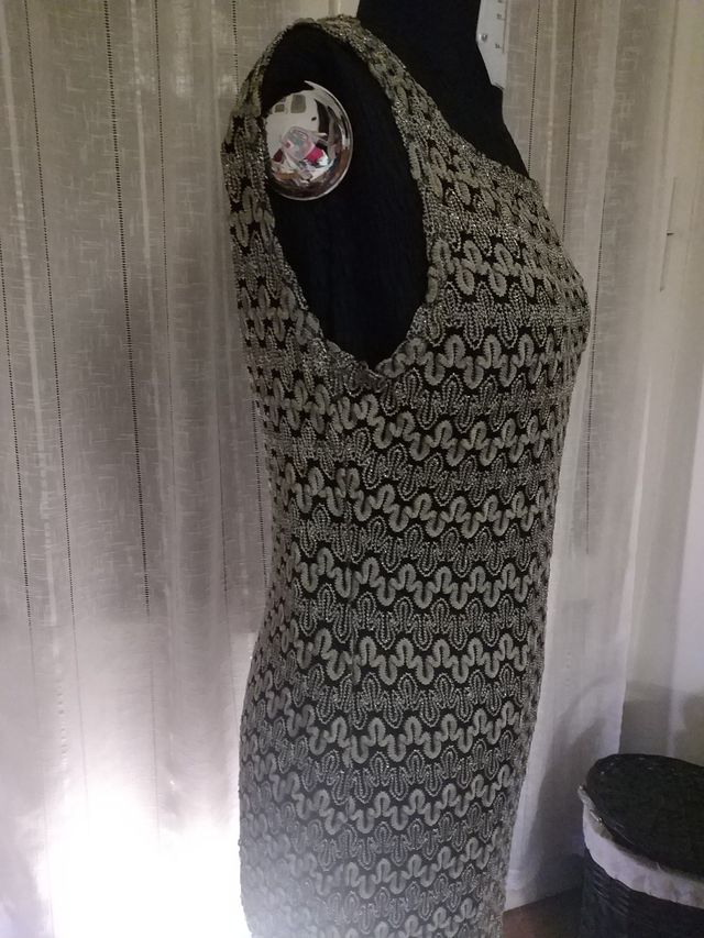 Abito sera con trasparenza e spacco laterale