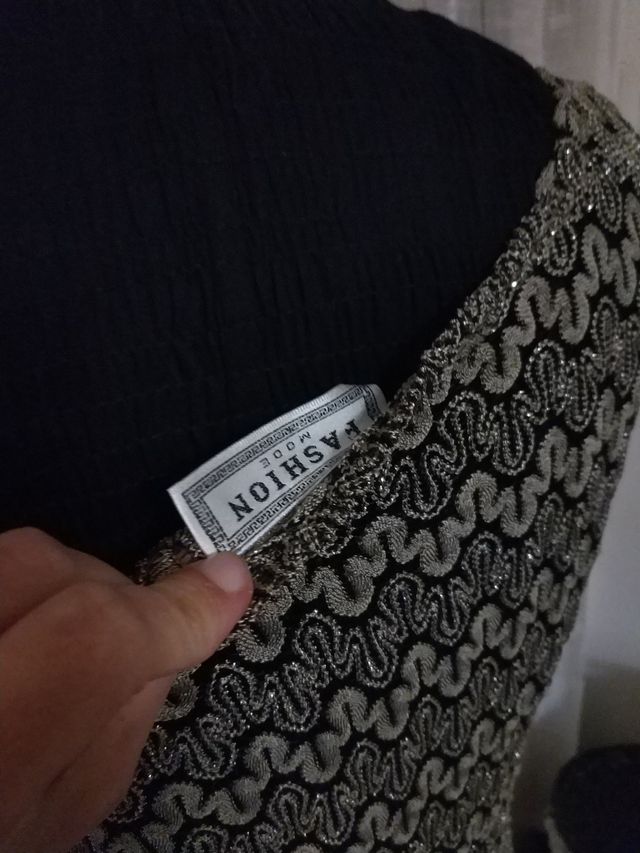 Abito sera con trasparenza e spacco laterale