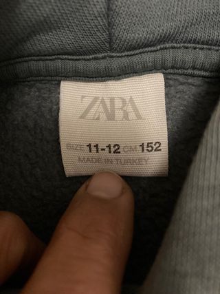 Sudadera verde Zara