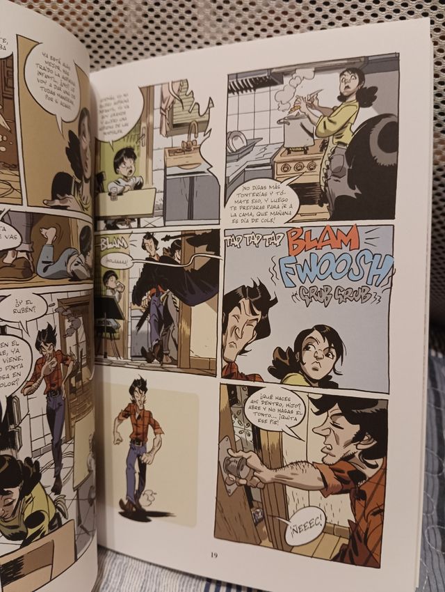 ENTRETELAS Cómic (Rubén Del Rincón)