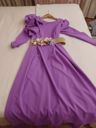 vestido violeta