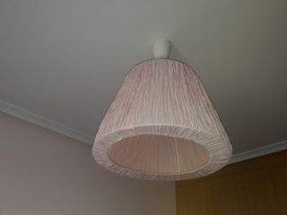 2 LAMPARAS DE TELA ROSA Y BLANCA