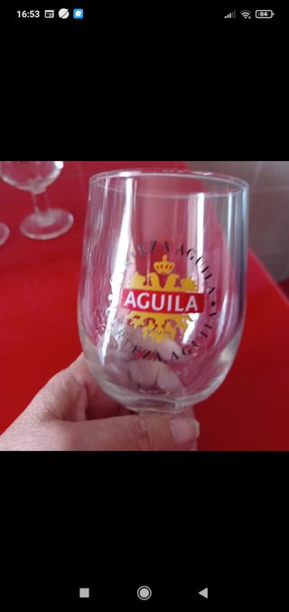 4 Copas de Cervezas del Aguila y Estrella Dorada