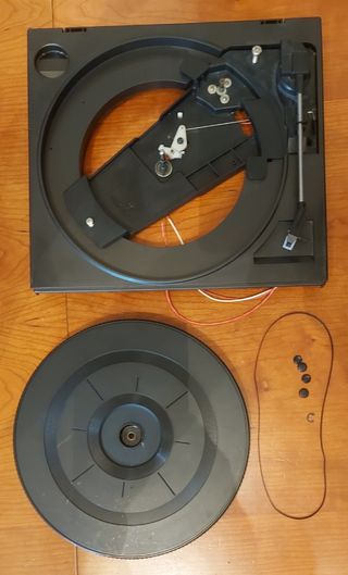 Tocadiscos para encastrar. 
