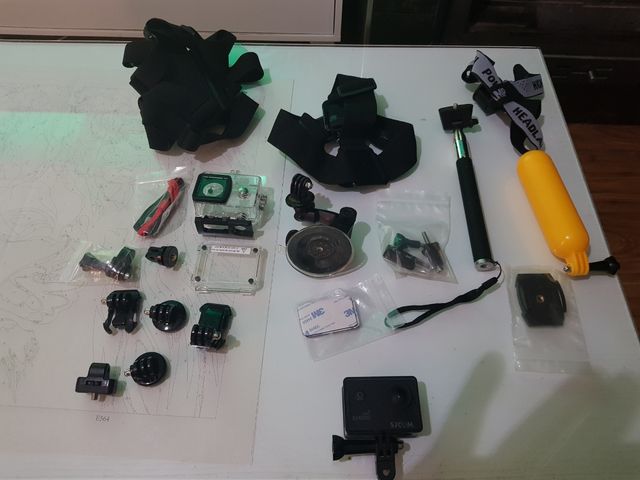 Cámara deportiva Con accesorios