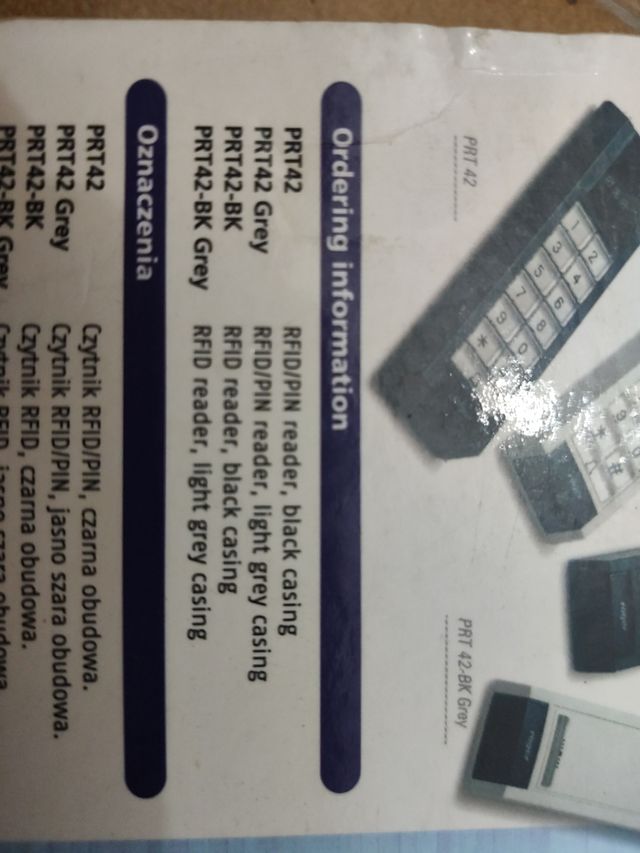 TECLADO DIGITAL Y LECTOR TARJETAS