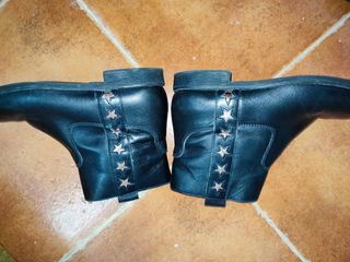 Botines de piel talla 35 brotes