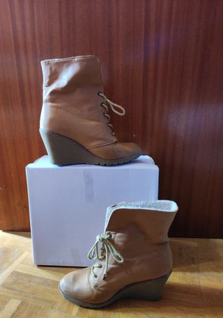 Botas marrones.Mujer. 