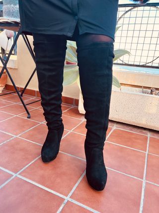 Botas Altas en Negras Elegantes y Sexy