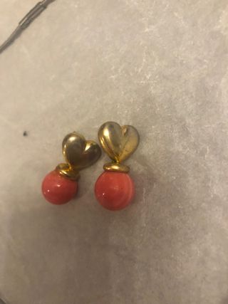 Gargantilla negra más otra bisutería