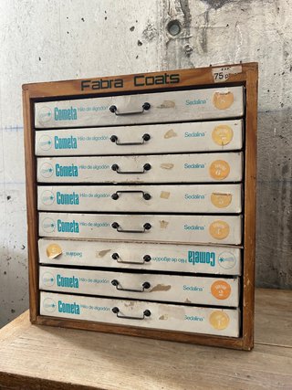 Caja de merceria