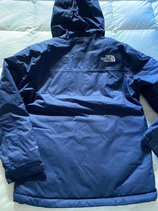 Cazadora azul marino capucha North Face