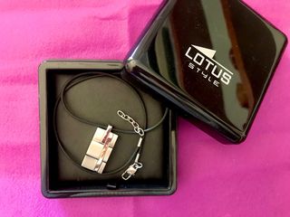 Collar Lotus hombre NUEVO