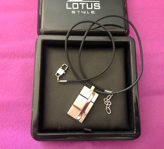 Collar Lotus hombre NUEVO