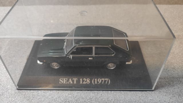 Seat 128, miniatura de colección a escala 1:43