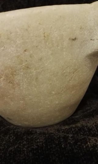 Mortero en mármol blanco muy antiguo