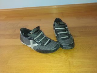 ZAPATILLAS MUNICH NEGRAS.