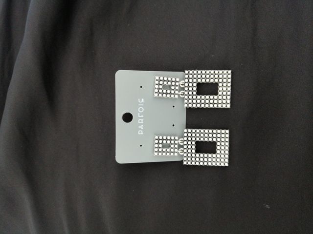 Pendientes plateados