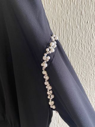 Blusa negra perlas - Zara