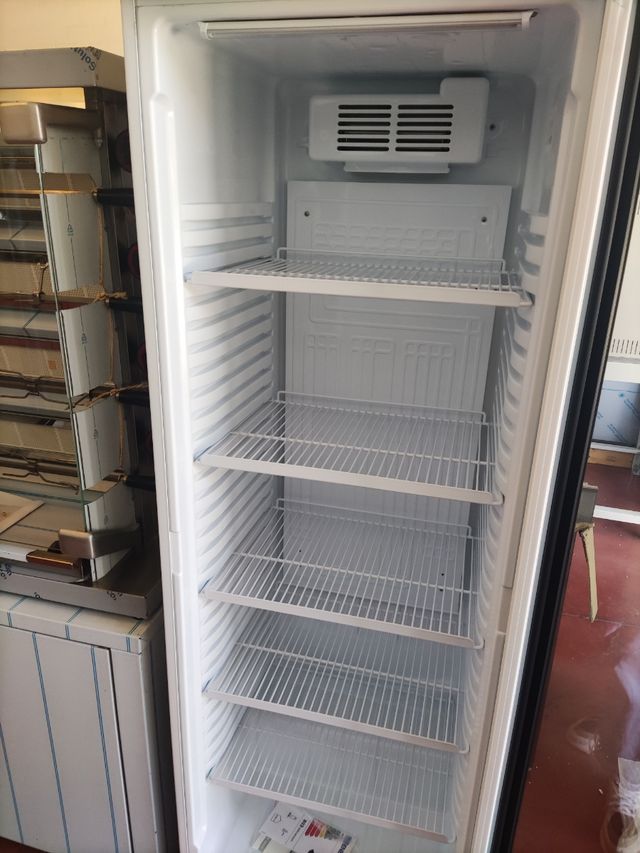 NEVERA PUERTA DE CRISTAL NUEVA