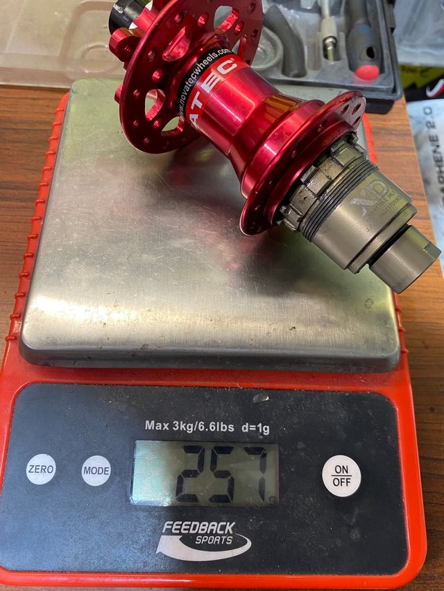 Buje Trasero Novatec Eje 12x142