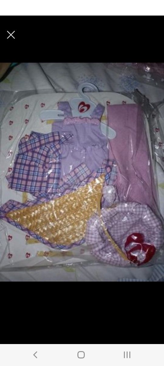 Ropa y calzado para la hermanita de Nancy, Lesly.