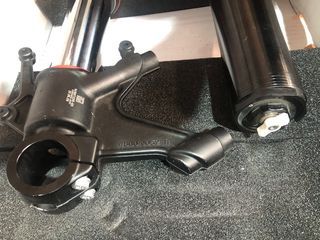 Horquilla WP de KTM 1290 superduke R