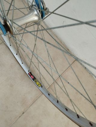 bicicleta antigua clásica