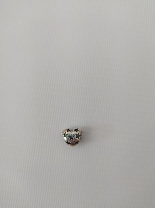 Charm Pandora Original corazón con estrellas 