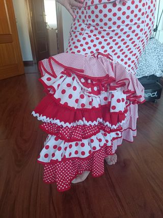 VESTIDO DE SEVILLANA