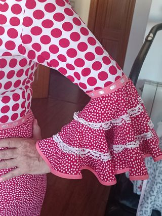 VESTIDO DE SEVILLANA