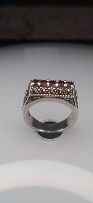 Plata 925 (10g) Sofisticado Anillo antiguo 5 rubis