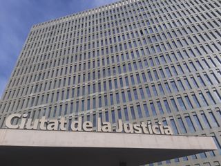 R-6374541 Traspaso Cocina Industrial en Hospitalet