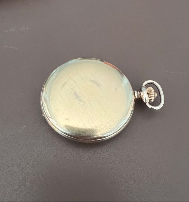 Reloj de bolsillo Pulsar.