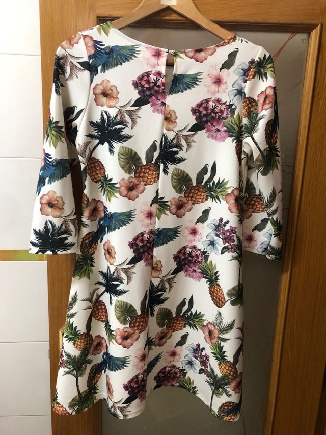 Vestido primaveral y alegre TL