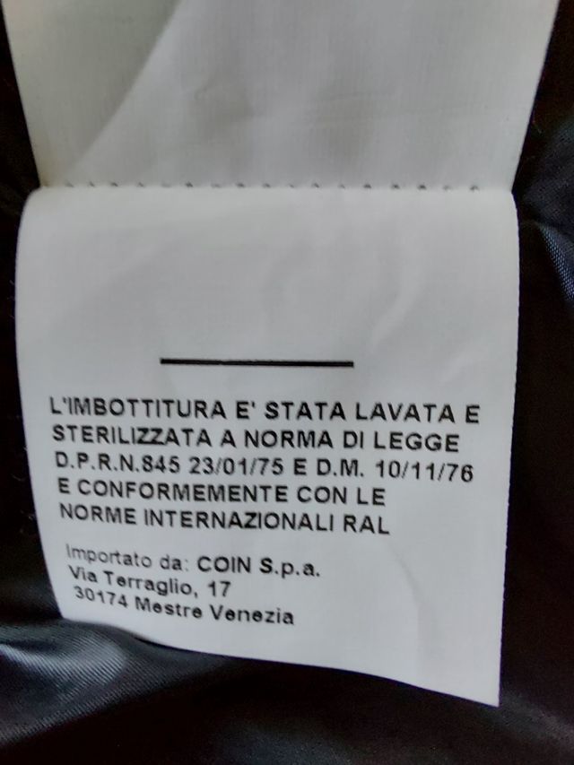 Piumino donna Coin con cappuccio.