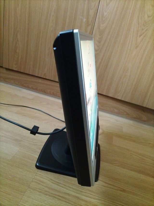 monitor TFT. la ca Videoseven